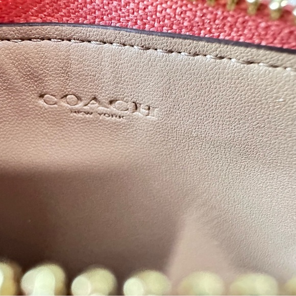 Coach Zip Card Case In Signature Canvas With Floral Print CAU45 IM Sand Multi - Picture 10 of 13
